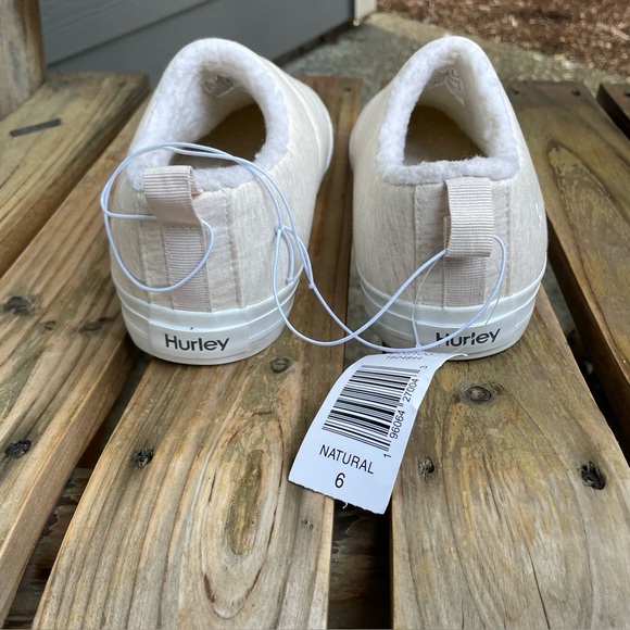 Hurley Arlo Puff Slip On Clog Shoes Size 6
Cream White - Picture 10 of 12